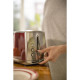 Тостер Russell Hobbs Luna Solar Red 23220-56