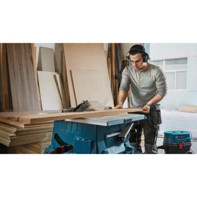 Дискова пилка Bosch GTS 254 (0601B45000) Дискова пилка Bosch GTS 254 (0601B45000)