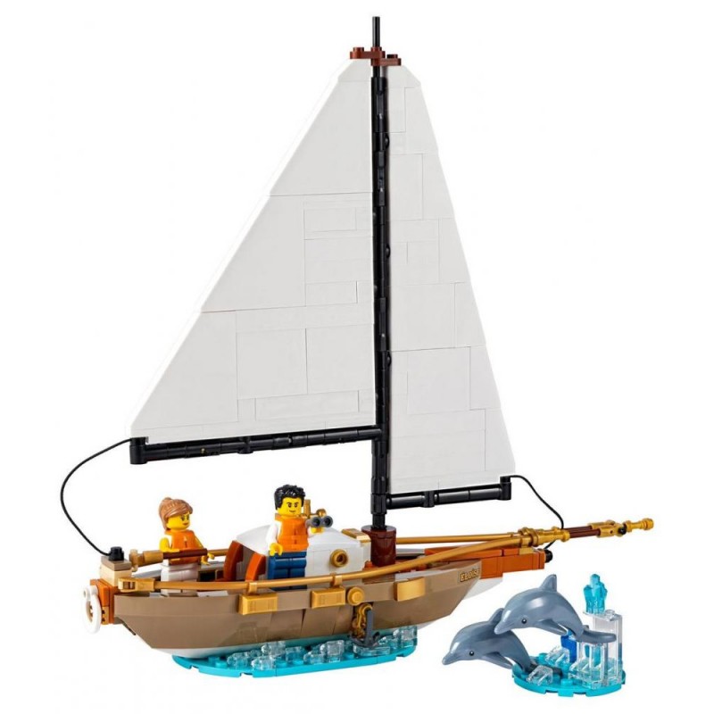 Блоковий конструктор LEGO Пригоди на вітрильному човні (40487)
