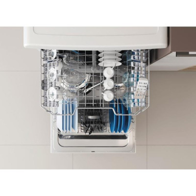 Посудомийна машина Indesit DFE 1B19 14