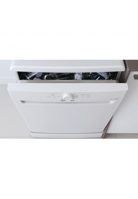 Посудомийна машина Indesit DFE 1B19 14