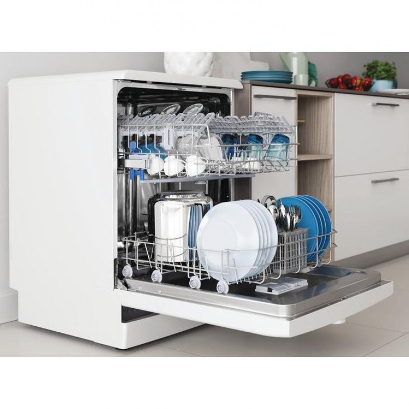 Посудомийна машина Indesit DFE 1B19 14