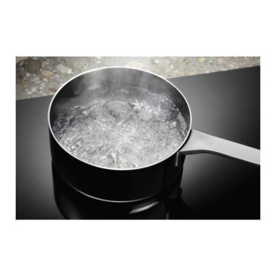 Варочная поверхность электрическая Electrolux LIT30210C Варочная поверхность электрическая Electrolux LIT30210C