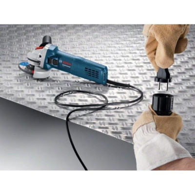 Болгарка (кутова шліфувальна машина) Bosch GWS 750-125 Professional (0601394001)