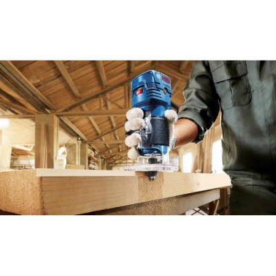 Фрезер Bosch GKF 550 (06016A0020)