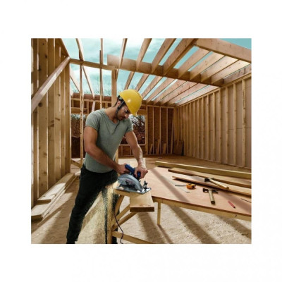 Дискова пилка Bosch GKS 140 (06016B3020) Дискова пилка Bosch GKS 140 (06016B3020)