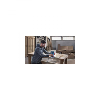 Фрезер Bosch GOF 130 (06016B7000)