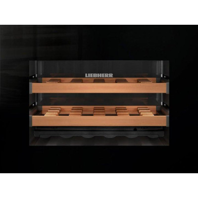 Винна шафа Liebherr WKEgb 582 Винна шафа Liebherr WKEgb 582