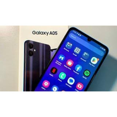 Смартфон Samsung Galaxy A05 4/128GB Silver (SM-A055FZSG)