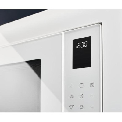 Мікрохвильова піч з грилем Electrolux LMS4253TMW