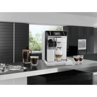 Кавомашина автоматична DeLonghi PrimaDonna Class ECAM 550.65.W