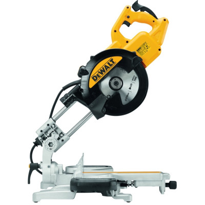 Дискова пилка DeWALT DWS774
