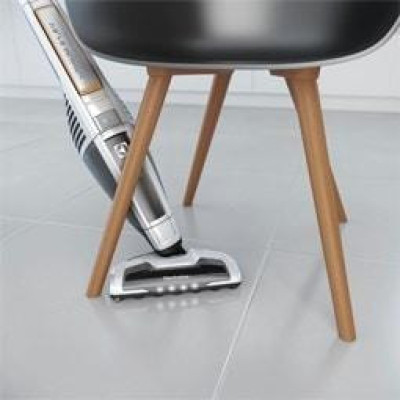 Пилосос 2в1 (вертикальний + ручний) Electrolux ZB5020