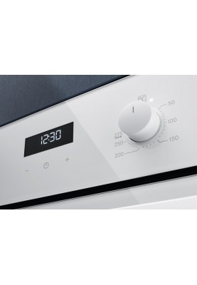 Духовка електрична Electrolux EOF5C50V