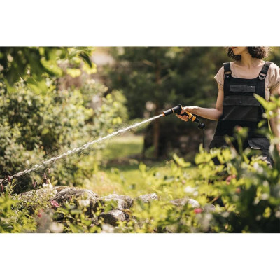 Пістолет-розпилювач Fiskars Пістолет-розпилювач з регульованим переднім керуванням (1065484)