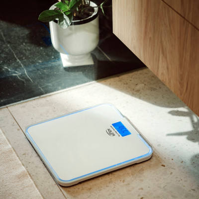 Ваги напольні Adler AD 8183 white електронні/ 180кг/ 2хААА автовимкнення/ синя підсвітка