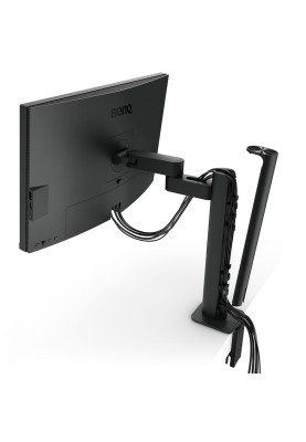 TFT 27" BenQ PD2706UA, 4K UHD, IPS, 99% sRGB, HDR10, HDMI, DP, USB-C, USB-hub, HAS, колонки