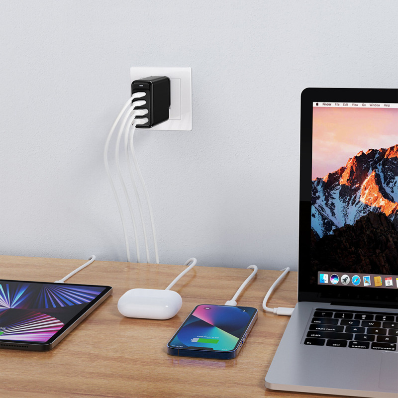 Зарядний пристрій 4xUSB 140W GaN (2хUSB-C+2хUSB-A) чорний Choetech