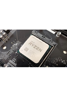 AMD Ryzen 5 6C/12T 5600 (3.5/4.4GHz,35MB,65W,AM4) box, Wraith Stealth