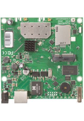 Маршрутизатор Mikrotik RB912UAG (RB912UAG-2HPnD), 600Mhz Atheros CPU, 64MB RAM, 1xGigabit