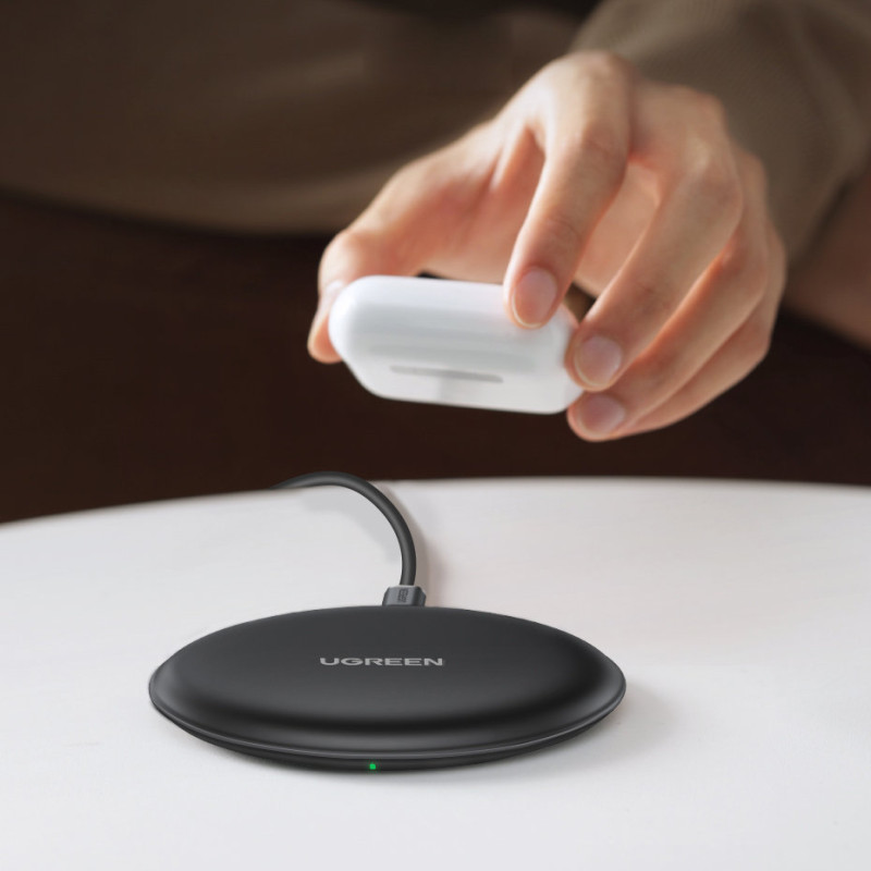 Бездротовий зарядний пристрій Ugreen CD186 Wireless Charging Pad (15 W) Чорний
