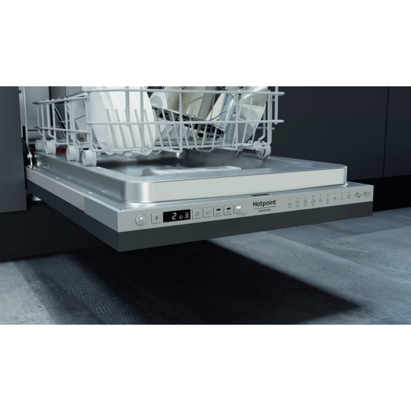 Посудомийна машина Hotpoint-Ariston HSIO 3O35 WFE (вбудована, 45 см)