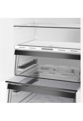 Холодильник Whirlpool WHK 25402 XP4U (2 м, нерж.No Frost)