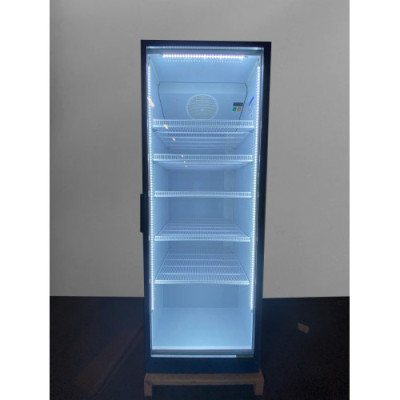 Холодильник - вітрина UBC GROUP Leader Full Door