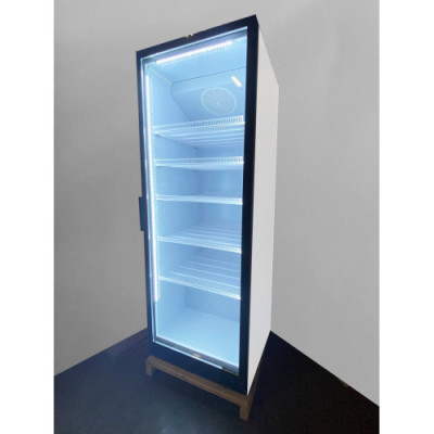 Холодильник - вітрина UBC GROUP Leader Full Door