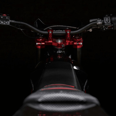 Електробайк ARCTIC LEOPARD CHEETAH E-XE 880 (ENDURO) Електробайк ARCTIC LEOPARD CHEETAH E-XE 880 (ENDURO)