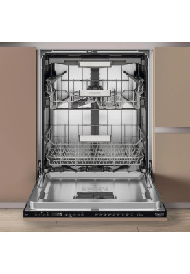 Посудомийна машина Hotpoint-Ariston HM7 42 L (вбудована, 60 см)
