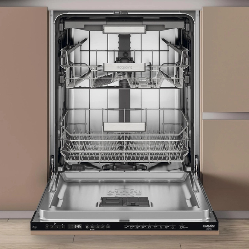 Посудомийна машина Hotpoint-Ariston HM7 42 L (вбудована, 60 см)