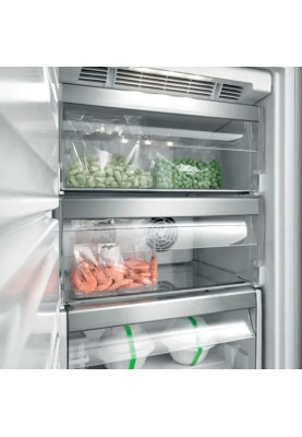 Морозильна камера Whirlpool AFB 1840 A+ (вбудована)