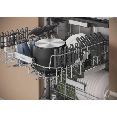 Посудомийна машина Hotpoint-Ariston HM7 42 L (вбудована, 60 см) Посудомийна машина Hotpoint-Ariston HM7 42 L (вбудована, 60 см)