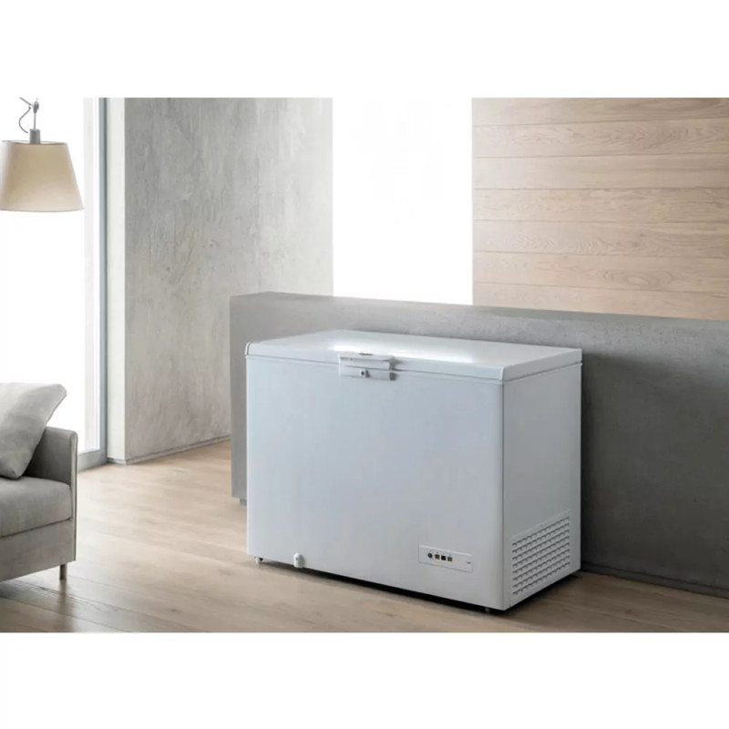 Морозильна скриня Whirlpool WHM3911 1