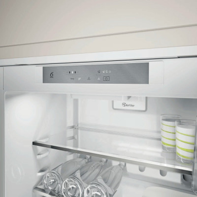 Холодильник Whirlpool SP40 801EU (вбудований)