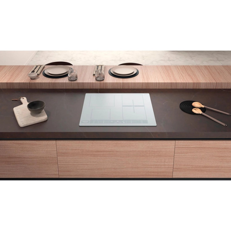 Варильна поверхня Hotpoint-Ariston HB8460BNE/W