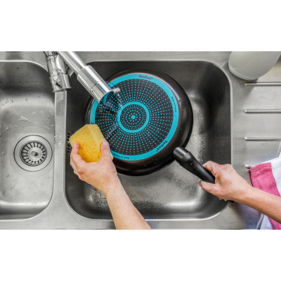 Сковорідка Tefal Simply Clean (B5670653) 28см