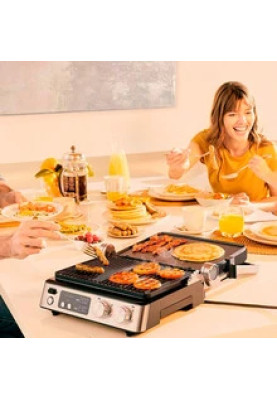 Електрогриль притискний Braun MultiGrill 7 CG 7044