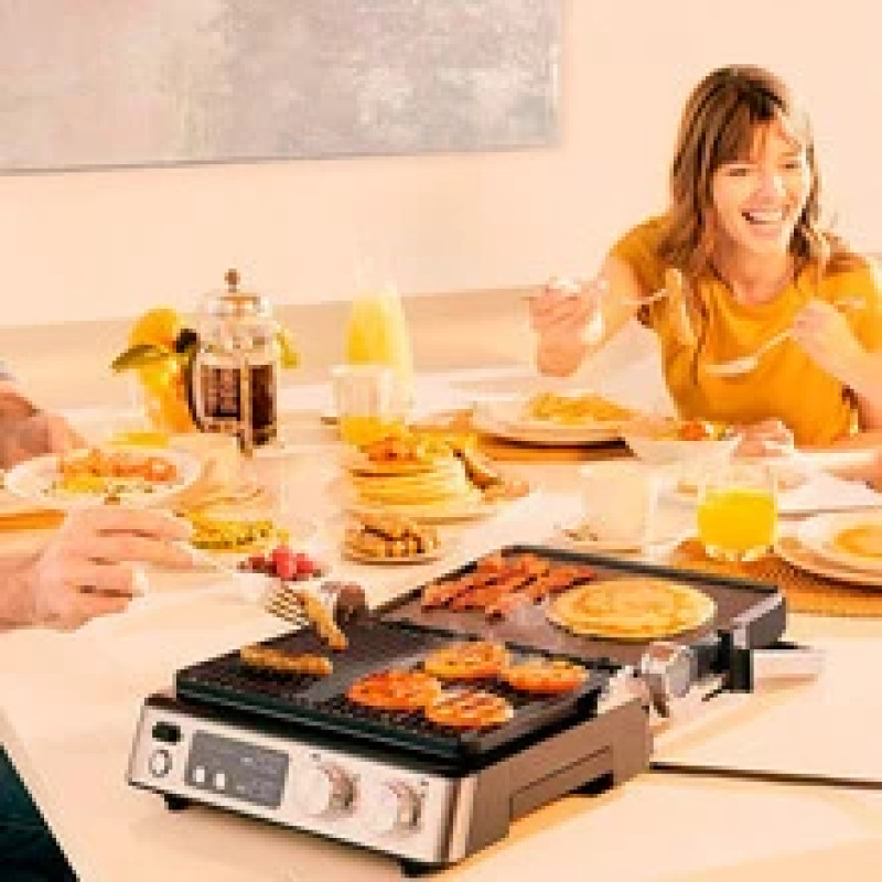 Електрогриль притискний Braun MultiGrill 7 CG 7044