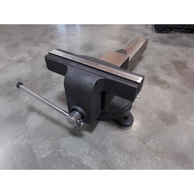 Лещата слюсарні 300мм чавунні поворотні