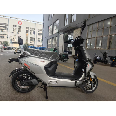 Скутер акумуляторний N-MAX 2500, 72В, 2500Вт, Швидкість - 60км/год