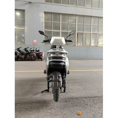 Скутер акумуляторний N-MAX 2500, 72В, 2500Вт, Швидкість - 60км/год Скутер акумуляторний N-MAX 2500, 72В, 2500Вт, Швидкість - 60км/год