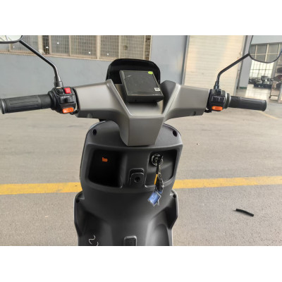 Скутер акумуляторний C-EV 1200, 72В, 1200Вт, Швидкість - 50км/год