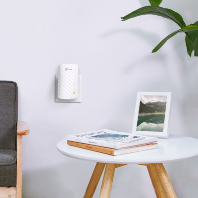 Дводіапазонний підсилювач бездротового сигналу TP-Link RE200 Wireless AC750 Range Extender (6239716) Дводіапазонний підсилювач бездротового сигналу TP-Link RE200 Wireless AC750 Range Extender (6239716)