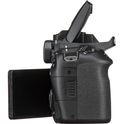 Цифрова дзеркальна фотокамера Canon EOS 90D 18-135 IS nano USM KIT (6517347)