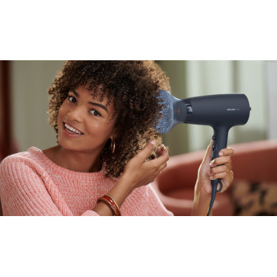 Фен Philips BHD360/20 (6665483) Фен Philips BHD360/20 (6665483)