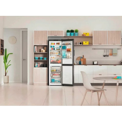 Холодильник Indesit INFC8 TI22X (6830335) Холодильник Indesit INFC8 TI22X (6830335)