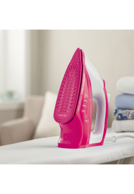 Праска з подачею пари Russell Hobbs 26480-56 Light & Easy Brights Berry Iron (6840573)