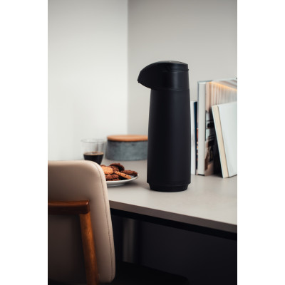 Термос з сифоном Tramontina Exata 1.8 л Чорний (6889594) Термос з сифоном Tramontina Exata 1.8 л Чорний (6889594)